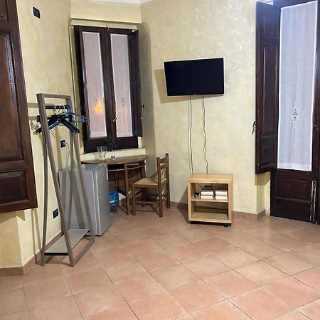 B&B L'Angolo Sulla Piazza Mirabella Imbaccari Exteriér fotografie