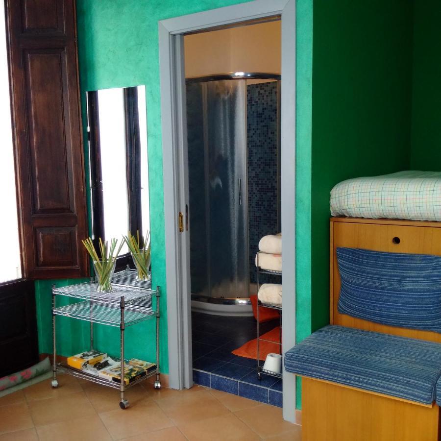 B&B L'Angolo Sulla Piazza Mirabella Imbaccari Exteriér fotografie